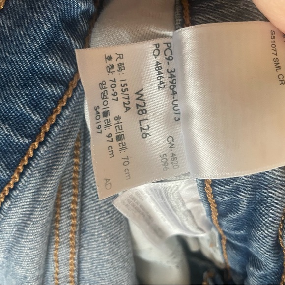 Levi's Women's Light Blue Straight Leg Jeans - Picture 7 of 8